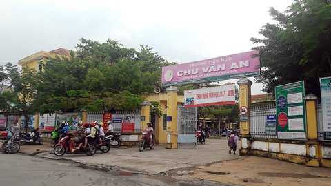 Thu mỗi học trò lớp 1 hơn 16 triệu vì trường cần có? - Ảnh 1. Thu mỗi học trò lớp 1 hơn 16 triệu vì trường cần có? - Ảnh 1.