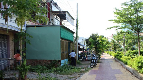 Cưỡng chế sai nhà dân, chủ tịch thành phố bị kiểm điểm - Ảnh 1. Cưỡng chế sai nhà dân, chủ tịch thành phố bị kiểm điểm - Ảnh 1.