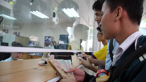Học phí đại học tự chủ tăng chóng mặt - Ảnh 1. Học phí đại học tự chủ tăng chóng mặt - Ảnh 1.