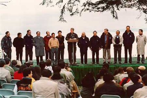 Những điều kỳ thú về bản sắc APEC - Ảnh 4. Những điều kỳ thú về bản sắc APEC - Ảnh 4.