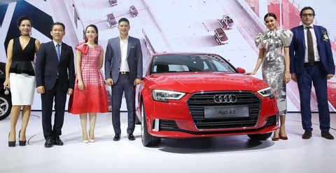 Linh Nga, Thanh Hằng, Bình Minh... lộng lẫy bên xe hơi - Ảnh 8. Linh Nga, Thanh Hằng, Bình Minh... lộng lẫy bên xe hơi - Ảnh 8.