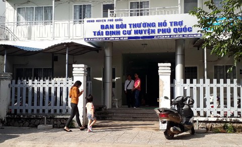 Nhân viên đo đạc kê khống tiền đền bù, chiếm dụng tiền tỉ - Ảnh 1. Nhân viên đo đạc kê khống tiền đền bù, chiếm dụng tiền tỉ - Ảnh 1.