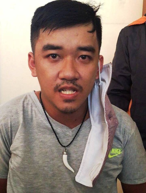 Bắt thanh niên bán hàng trăm khẩu súng - Ảnh 2. Bắt thanh niên bán hàng trăm khẩu súng - Ảnh 2.