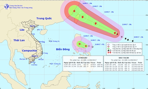 Bão, áp thấp nhiệt đới cùng xuất hiện gần Biển Đông - Ảnh 1. Bão, áp thấp nhiệt đới cùng xuất hiện gần Biển Đông - Ảnh 1.
