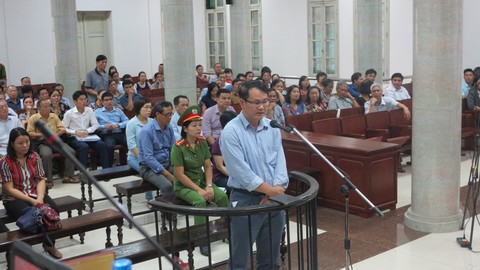 Tham gia bán nhà trên giấy vì tin sếp đại biểu quốc hội - Ảnh 2.