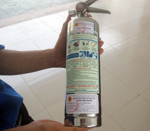 Trường học mệt mỏi vì... tiếp thị - Ảnh 1. Trường học mệt mỏi vì... tiếp thị - Ảnh 1.