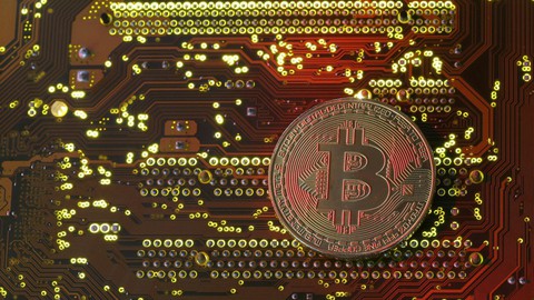 Bitcoin lần đầu vượt mốc 9.000 USD - Ảnh 1. Bitcoin lần đầu vượt mốc 9.000 USD - Ảnh 1.