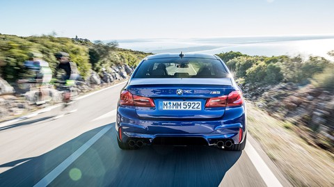 BMW ra mắt M5 2018 giá xuất xưởng khoảng 2,7 tỉ - Ảnh 2. BMW ra mắt M5 2018 giá xuất xưởng khoảng 2,7 tỉ - Ảnh 2.