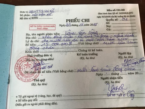 Dân nghèo bị xã đòi nợ bò giống cấp miễn phí - Ảnh 3. Dân nghèo bị xã đòi nợ bò giống cấp miễn phí - Ảnh 3.