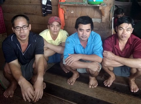 Viện công tố Indonesia gặp 4 thuyền trưởng Việt Nam tuyệt thực - Ảnh 2. Viện công tố Indonesia gặp 4 thuyền trưởng Việt Nam tuyệt thực - Ảnh 2.