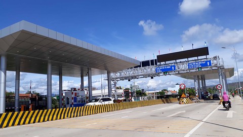 Mở rộng đường, tăng thời gian thu phí BOT trên quốc lộ 26 - Ảnh 1. Mở rộng đường, tăng thời gian thu phí BOT trên quốc lộ 26 - Ảnh 1.