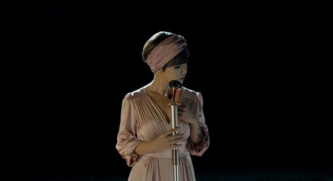 Uyên Linh tung MV Bài hát của em, nhá hàng cho album mới - Ảnh 6.