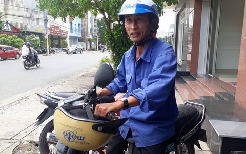 Nhặt được 200 triệu, người chạy xe ôm trả lại người mất - Ảnh 1. Nhặt được 200 triệu, người chạy xe ôm trả lại người mất - Ảnh 1.