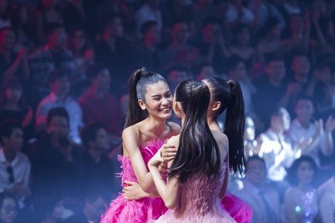 Kim Dung chiến thắng tại mùa giải All stars VNs next top model - Ảnh 7. Kim Dung chiến thắng tại mùa giải All stars VNs next top model - Ảnh 7.