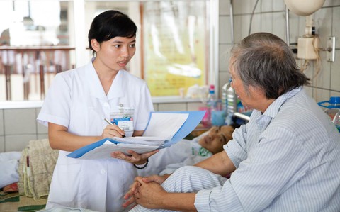 Abbott hỗ trợ nâng cao năng lực chăm sóc sức khỏe - Ảnh 3. Abbott hỗ trợ nâng cao năng lực chăm sóc sức khỏe - Ảnh 3.