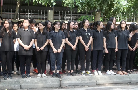 Nghẹn ngào đưa tiễn PGS-TS Văn Như Cương về cõi vĩnh hằng - Ảnh 5. Nghẹn ngào đưa tiễn PGS-TS Văn Như Cương về cõi vĩnh hằng - Ảnh 5.