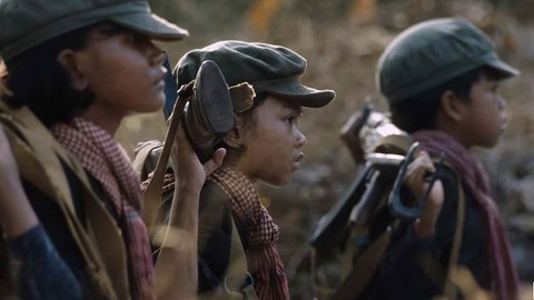 Góc nhìn đậm nữ tính về chế độ Pol Pot qua phim của Angelina Jolie - Ảnh 3. Góc nhìn đậm nữ tính về chế độ Pol Pot qua phim của Angelina Jolie - Ảnh 3.