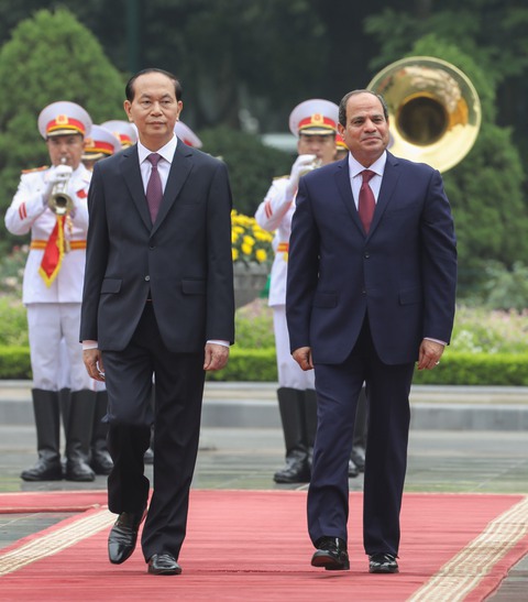 Chủ tịch nước Trần Đại Quang tiếp đón Tổng thống Ai Cập - Ảnh 2. Chủ tịch nước Trần Đại Quang tiếp đón Tổng thống Ai Cập - Ảnh 2.