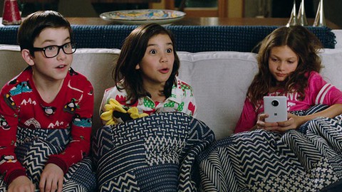 Cười sảng khoái với trailer mới của phim hài Daddys Home 2 - Ảnh 10. Cười sảng khoái với trailer mới của phim hài Daddys Home 2 - Ảnh 10.
