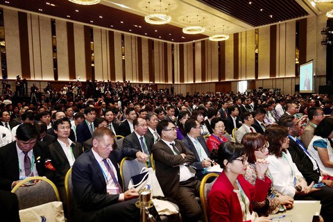 Tìm cơ hội làm ăn với các đại gia quốc tế ở Đà Nẵng - Ảnh 4. Tìm cơ hội làm ăn với các đại gia quốc tế ở Đà Nẵng - Ảnh 4.