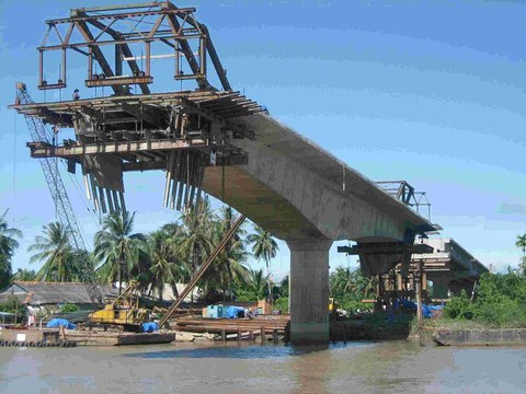 Đầu tư cho ĐBSCL: đã ít lại còn phập phù - Ảnh 2. Đầu tư cho ĐBSCL: đã ít lại còn phập phù - Ảnh 2.