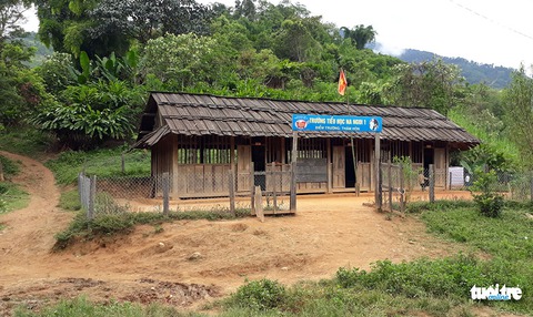 Cô giáo không ngờ 3 học sinh ăn lá ngón tự tử - Ảnh 1. Cô giáo không ngờ 3 học sinh ăn lá ngón tự tử - Ảnh 1.