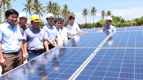Điện mặt trời cho đảo tiền tiêu - Ảnh 1. Điện mặt trời cho đảo tiền tiêu - Ảnh 1.