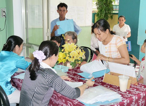 Bỏ hộ khẩu: Tuyển sinh ra sao? - Ảnh 1. Bỏ hộ khẩu: Tuyển sinh ra sao? - Ảnh 1.