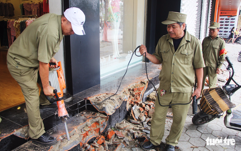 TP Vinh thí điểm kinh doanh vỉa hè 2 tuyến phố - Ảnh 1. TP Vinh thí điểm kinh doanh vỉa hè 2 tuyến phố - Ảnh 1.