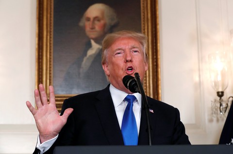 Ông Trump muốn đảo ngược thỏa thuận hạt nhân Iran - Ảnh 1. Ông Trump muốn đảo ngược thỏa thuận hạt nhân Iran - Ảnh 1.