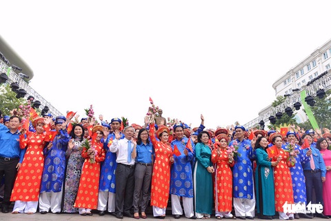 Hôn lễ ấm áp của những đôi uyên ương nghèo - Ảnh 19. Hôn lễ ấm áp của những đôi uyên ương nghèo - Ảnh 19.