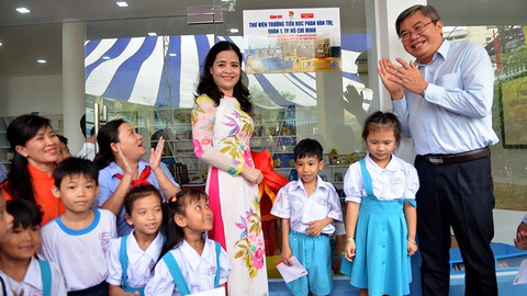 Khánh thành thư viện sách do Chủ tịch nước tài trợ - Ảnh 10. Khánh thành thư viện sách do Chủ tịch nước tài trợ - Ảnh 10.