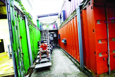 Cận cảnh cuộc sống sinh viên trong căn hộ container - Ảnh 7. Cận cảnh cuộc sống sinh viên trong căn hộ container - Ảnh 7.