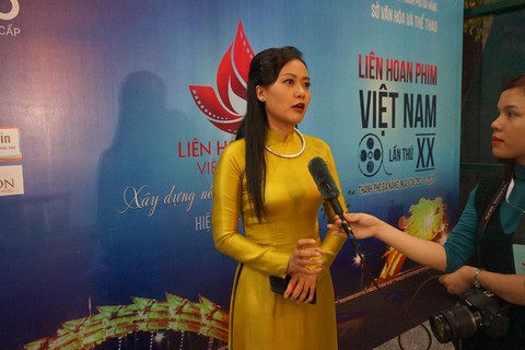 Hồng Ánh: đừng tự kiểm duyệt bản thân mình, đừng nửa vời... - Ảnh 2. Hồng Ánh: đừng tự kiểm duyệt bản thân mình, đừng nửa vời... - Ảnh 2.