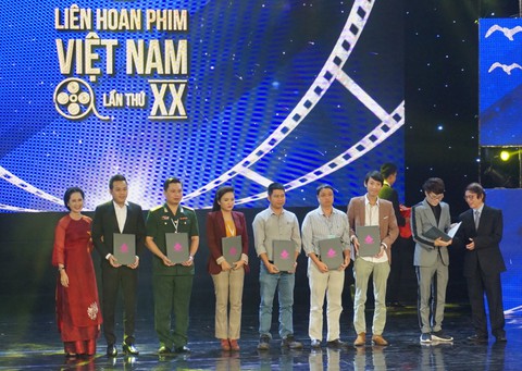 Em chưa 18 đoạt Bông Sen Vàng - Ảnh 5. Em chưa 18 đoạt Bông Sen Vàng - Ảnh 5.