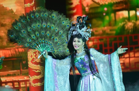Phi Giao vẫn là của Ngọc Huyền - Ảnh 2. Phi Giao vẫn là của Ngọc Huyền - Ảnh 2.