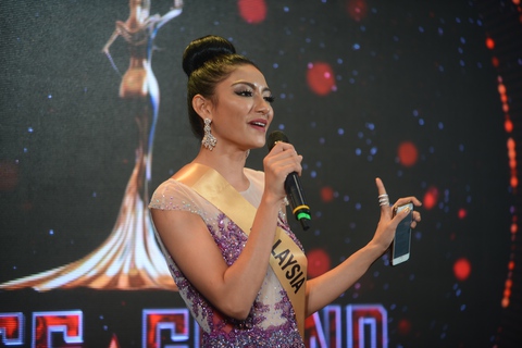 Hoa hậu hòa bình thế giới 2017 thể hiện tài năng ca hát - Ảnh 7. Hoa hậu hòa bình thế giới 2017 thể hiện tài năng ca hát - Ảnh 7.