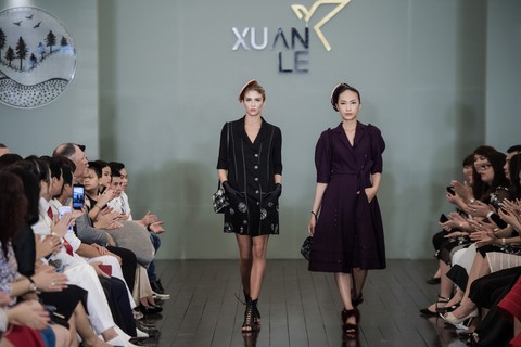 Thanh Mai làm vedette tri ân người thợ khuyết tật - Ảnh 10. Thanh Mai làm vedette tri ân người thợ khuyết tật - Ảnh 10.