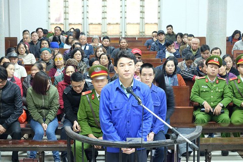 Chủ sàn vàng Khải Thái lãnh án chung thân vì tội lừa đảo - Ảnh 1. Chủ sàn vàng Khải Thái lãnh án chung thân vì tội lừa đảo - Ảnh 1.