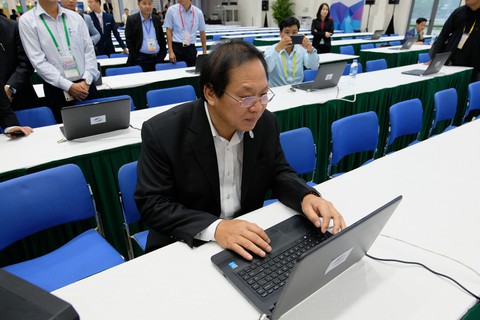 Bộ trưởng Trương Minh Tuấn thăm Trung tâm báo chí quốc tế APEC - Ảnh 2. Bộ trưởng Trương Minh Tuấn thăm Trung tâm báo chí quốc tế APEC - Ảnh 2.