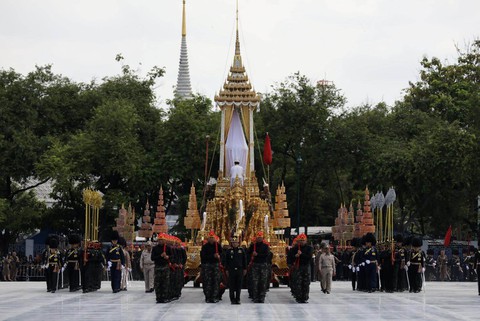 Thái Lan tập dượt tổ chức lễ tang nhà vua Bhumibol Adulyadej - Ảnh 1. Thái Lan tập dượt tổ chức lễ tang nhà vua Bhumibol Adulyadej - Ảnh 1.