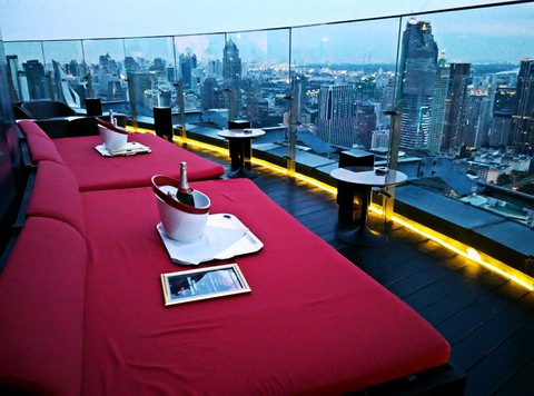 9 quán bar ở Bangkok đẹp ngất ngây - Ảnh 35. 9 quán bar ở Bangkok đẹp ngất ngây - Ảnh 35.