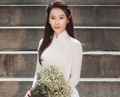 Nếu khóc, cũng là nước mắt trong lòng dốc ra - Ảnh 3. Nếu khóc, cũng là nước mắt trong lòng dốc ra - Ảnh 3.