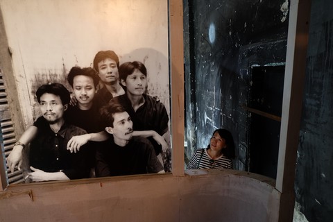 Gang of five - lãng mạn của khổ hạnh mà cũng rất hào hoa - Ảnh 3. Gang of five - lãng mạn của khổ hạnh mà cũng rất hào hoa - Ảnh 3.
