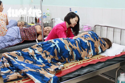 Sống lại sau tự tử, cô giáo nói muốn về trường cũ dạy - Ảnh 1. Sống lại sau tự tử, cô giáo nói muốn về trường cũ dạy - Ảnh 1.