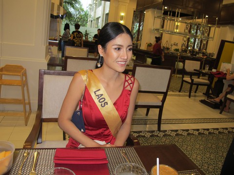 Hoa hậu Lào - Nga - Úc: Việt Nam tuyệt vời - Ảnh 1. Hoa hậu Lào - Nga - Úc: Việt Nam tuyệt vời - Ảnh 1.