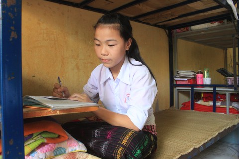Cô học trò dân tộc Thái mơ làm cô giáo của bản - Ảnh 2. Cô học trò dân tộc Thái mơ làm cô giáo của bản - Ảnh 2.