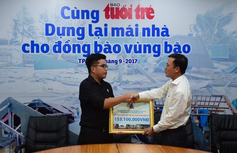 Công ty Vạn Thái trao hơn 153 triệu đồng hỗ trợ đồng bào vùng bão - Ảnh 1. Công ty Vạn Thái trao hơn 153 triệu đồng hỗ trợ đồng bào vùng bão - Ảnh 1.