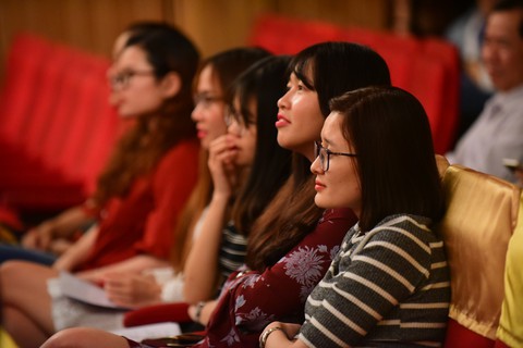 Đêm bế mạc Hát thính phòng - cổ điển TP.HCM vắng khán giả - Ảnh 4. Đêm bế mạc Hát thính phòng - cổ điển TP.HCM vắng khán giả - Ảnh 4.
