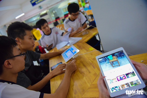 Thư viện có ipad, ghế massage... dành cho sinh viên - Ảnh 6. Thư viện có ipad, ghế massage... dành cho sinh viên - Ảnh 6.
